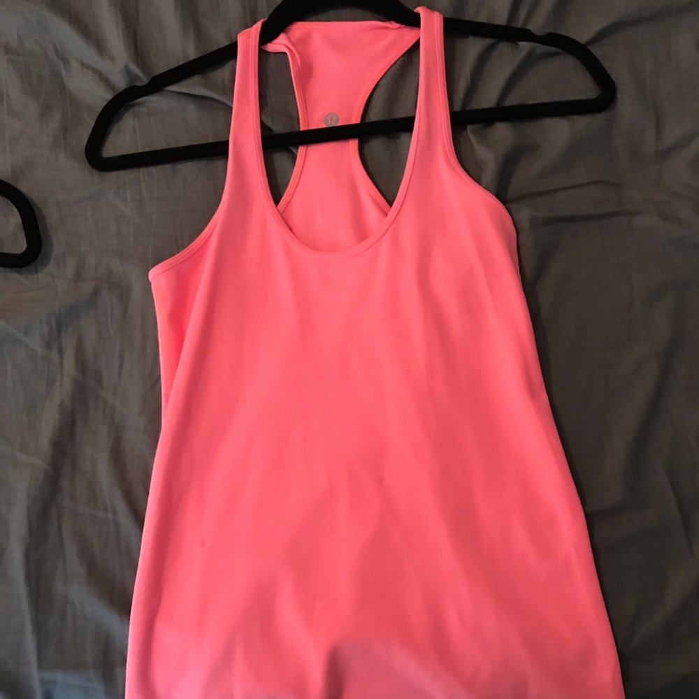 Lululemon tank